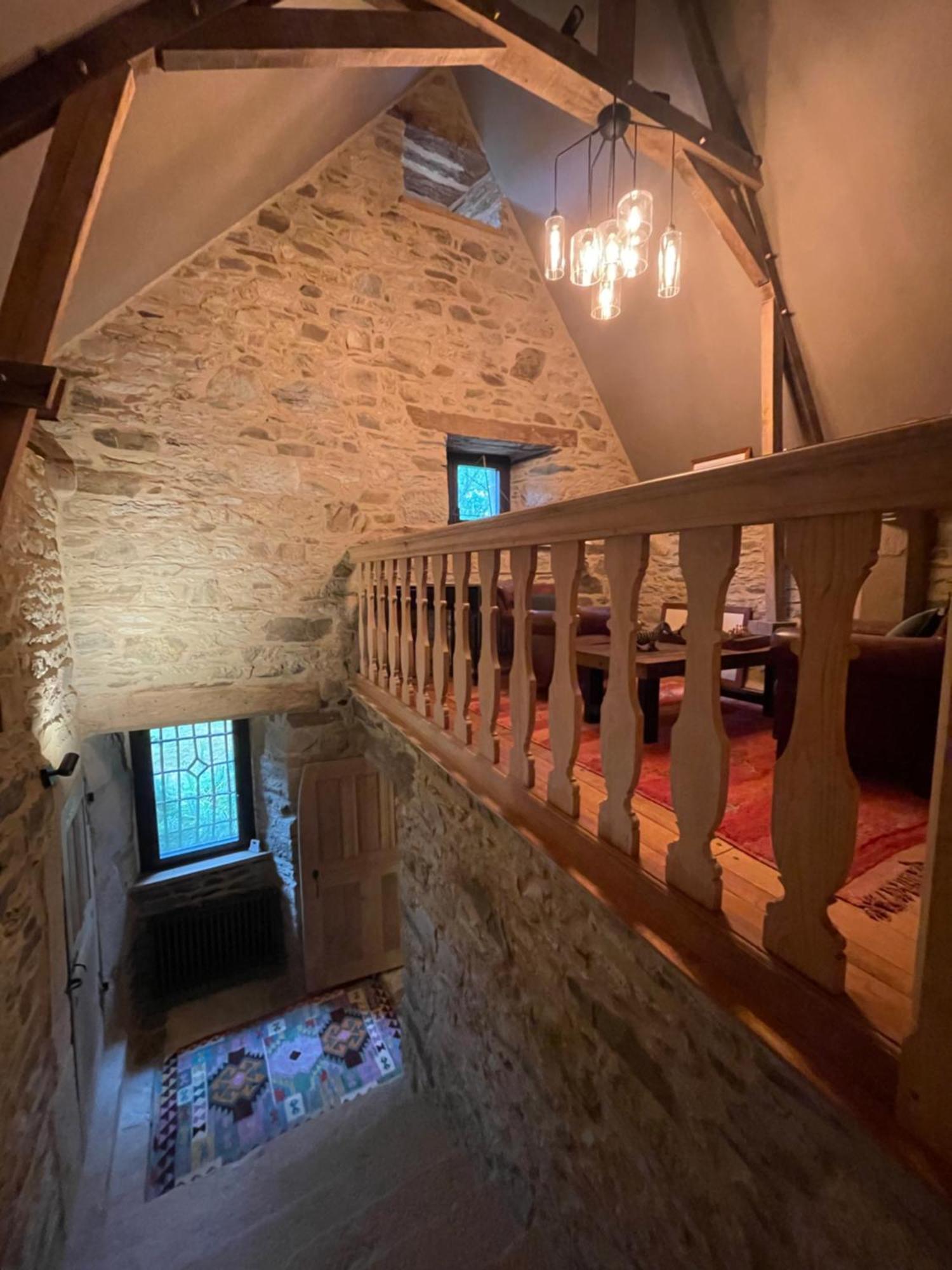 Manoir Medieval Du XV Ieme Siecle Minihy-Treguier Exterior photo